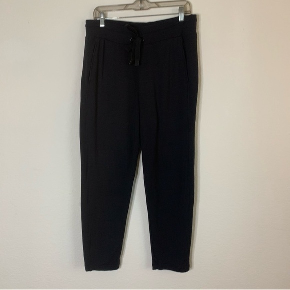 Athleta womens black post om joggers M - Picture 1 of 9